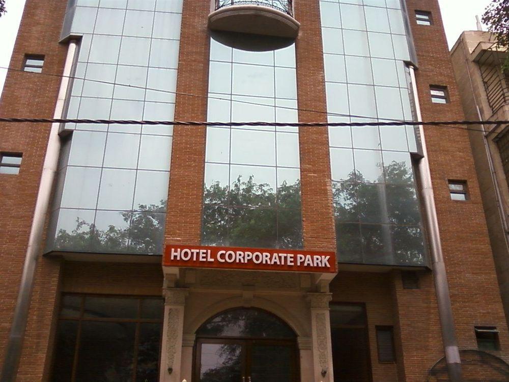 Treebo Corporate Park Hotel New Delhi Exterior photo
