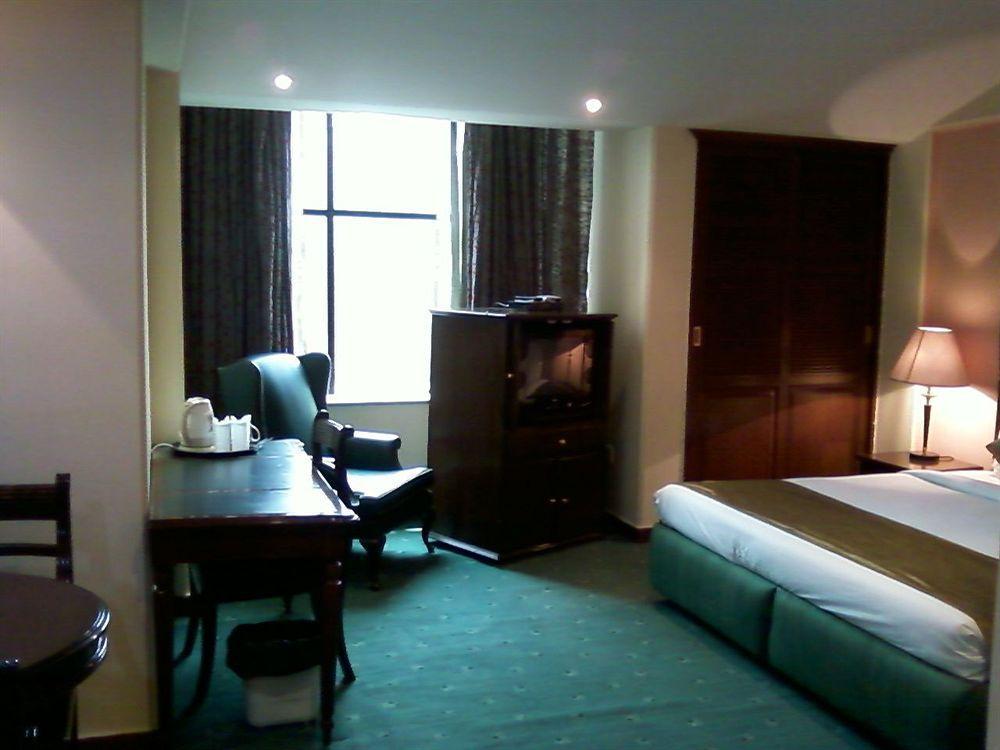 Treebo Corporate Park Hotel New Delhi Exterior photo