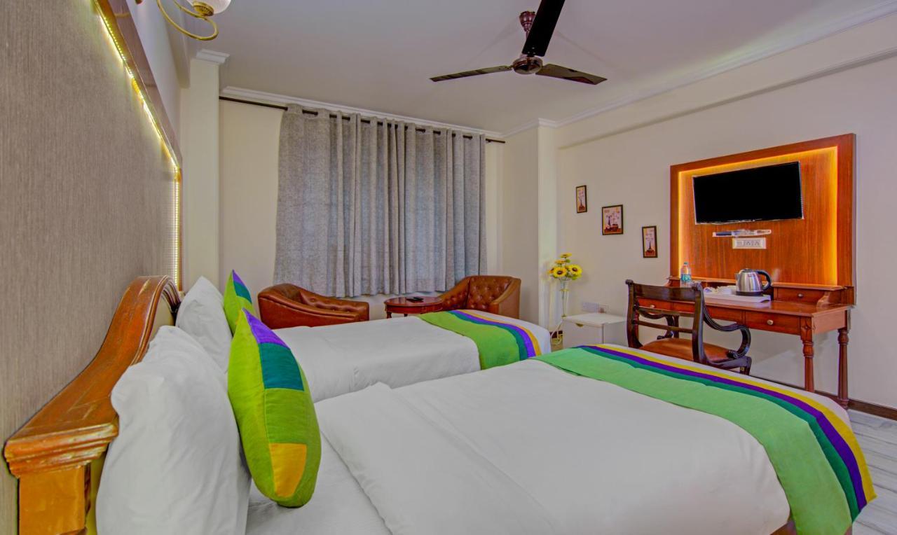 Treebo Corporate Park Hotel New Delhi Exterior photo