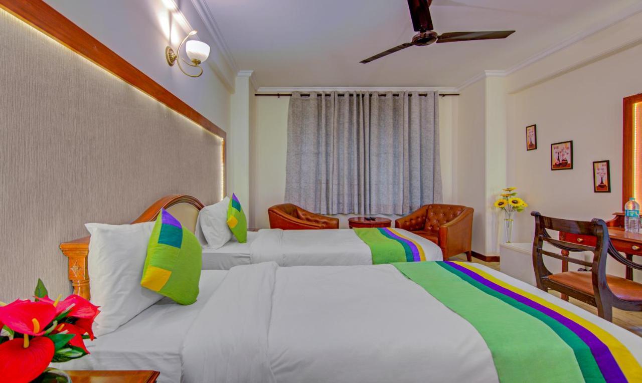 Treebo Corporate Park Hotel New Delhi Exterior photo