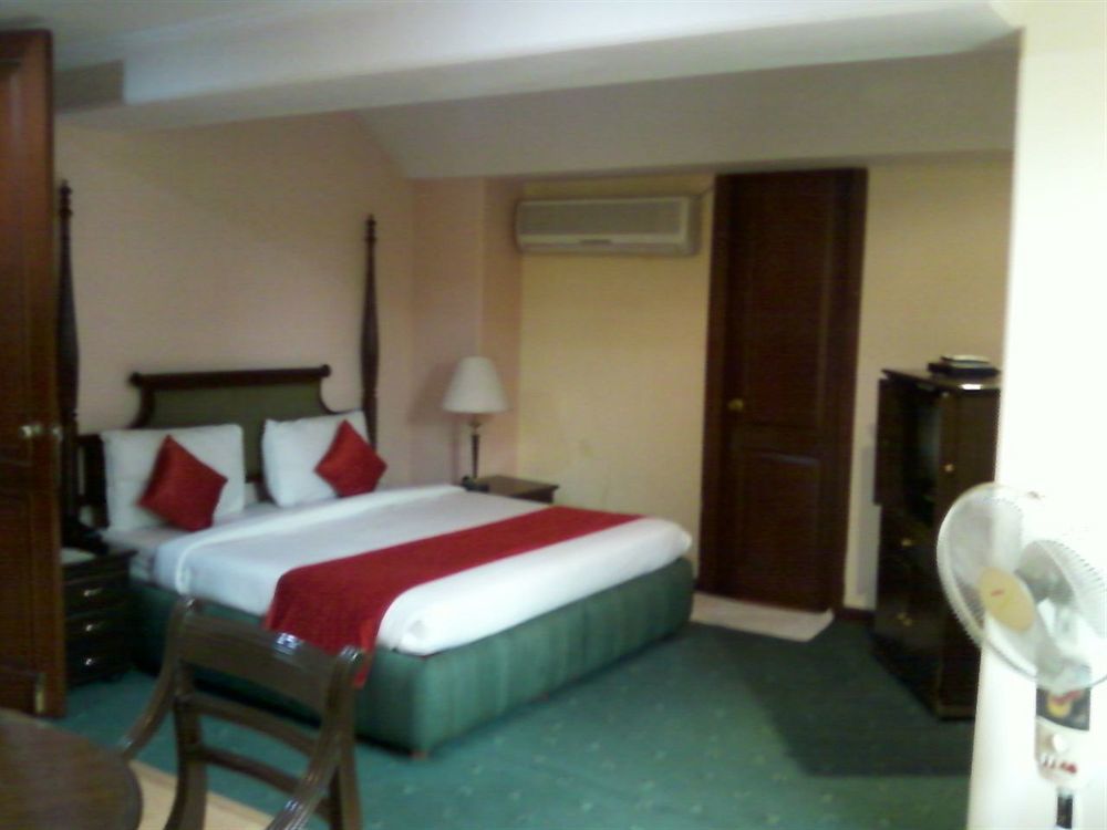 Treebo Corporate Park Hotel New Delhi Exterior photo