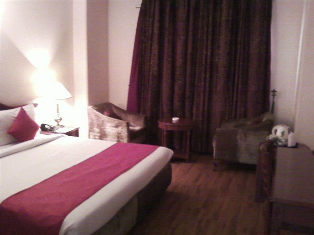 Treebo Corporate Park Hotel New Delhi Exterior photo