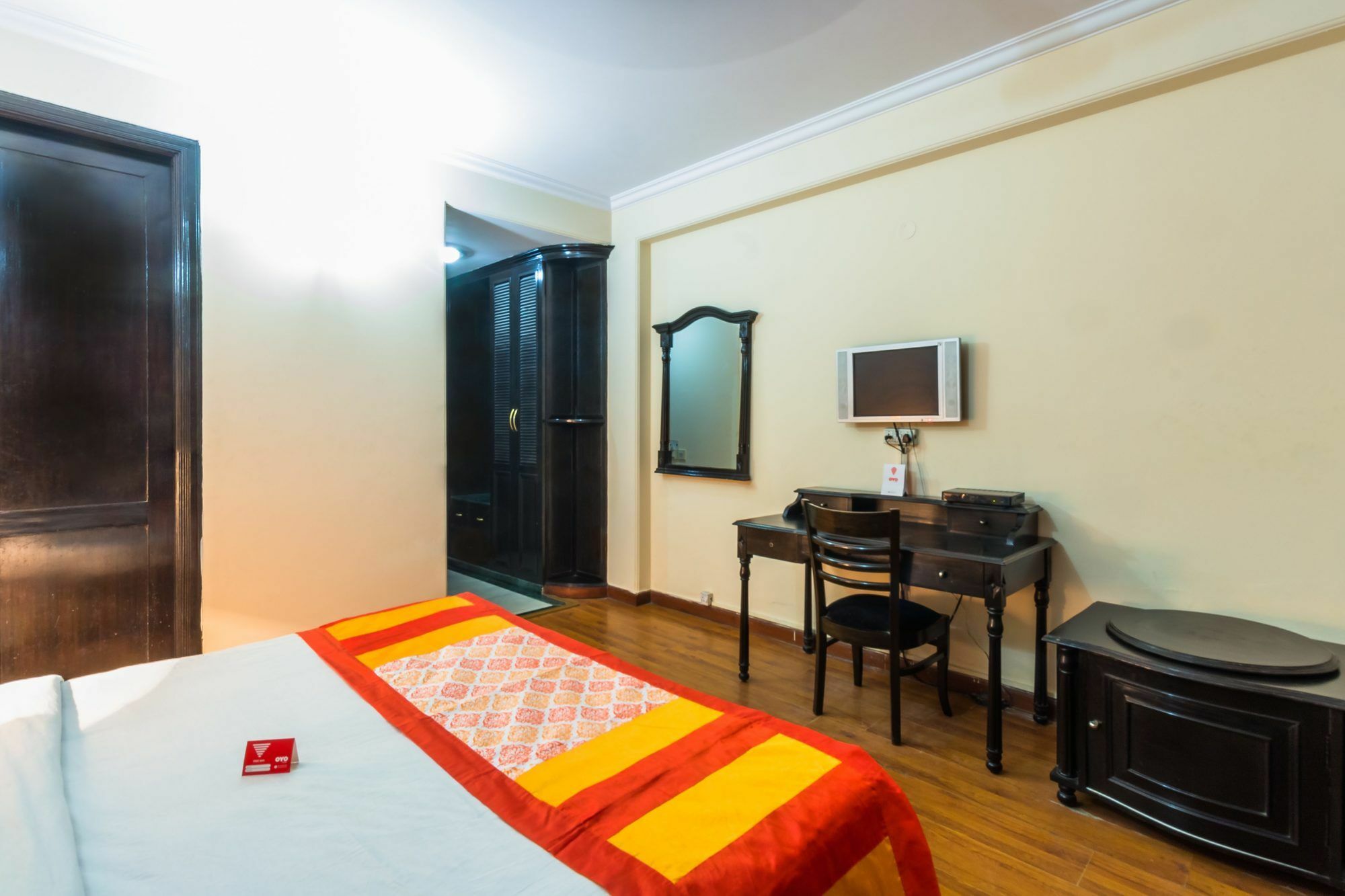 Treebo Corporate Park Hotel New Delhi Exterior photo