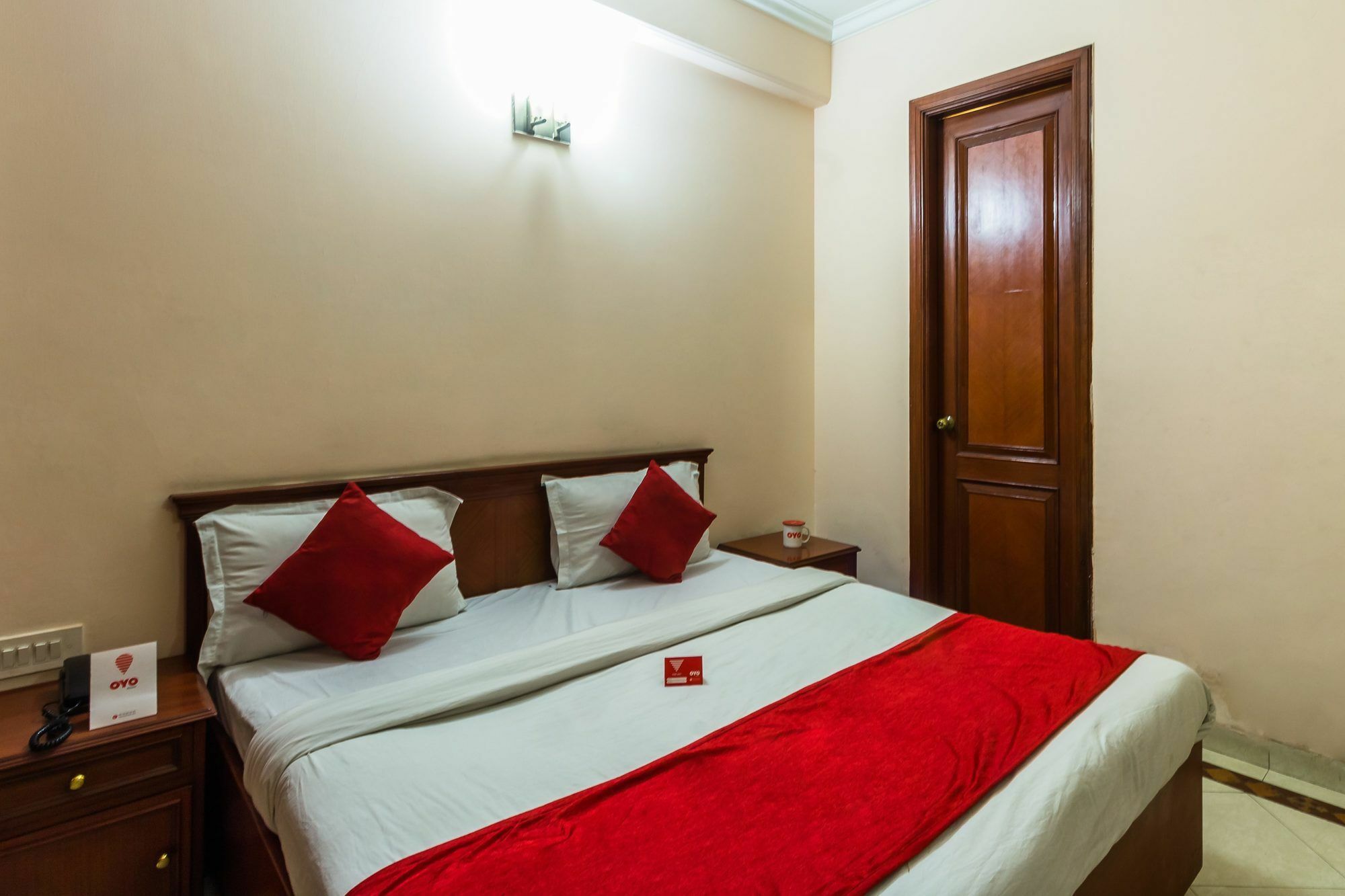 Treebo Corporate Park Hotel New Delhi Exterior photo